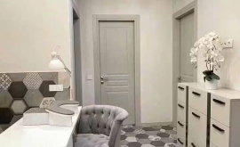 Darbo vietos nuoma MANIKIŪRO meistrei 