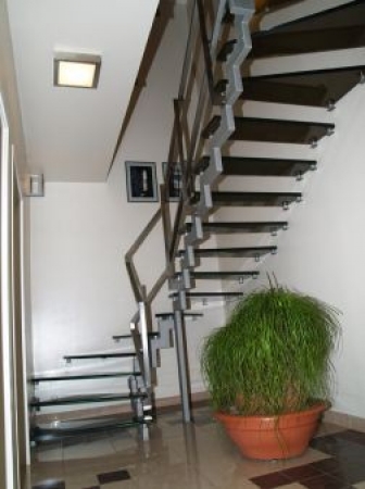 1_p19vup5eurn9t15981e91ms8ov15